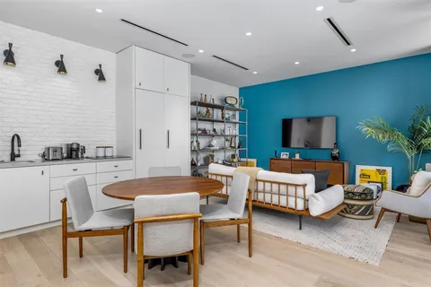 $39,999,999 | 516 Mola Avenue, Fort Lauderdale, FL 33301