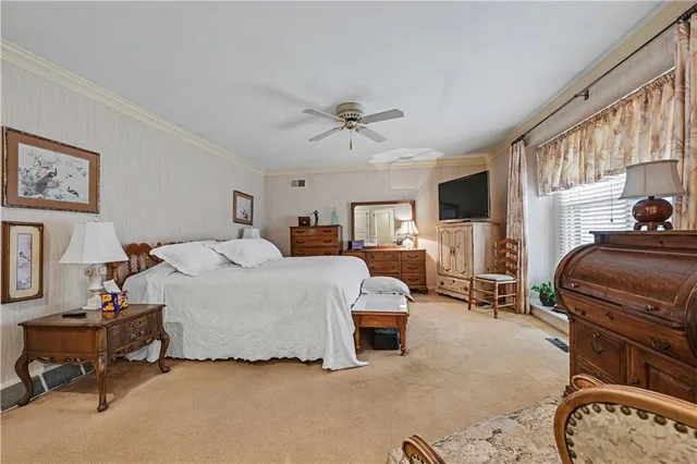 $485,000 | 12893 Cambridge Court, Leawood, KS 66209