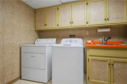 $495,000 | 12893 Cambridge Court, Leawood, KS 66209