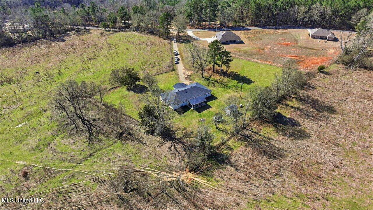 144 Walter Jones Road Magee, MS 39111 - Photo 63 of 68 57-144 Walter Jones Rd _ Home Tours MS