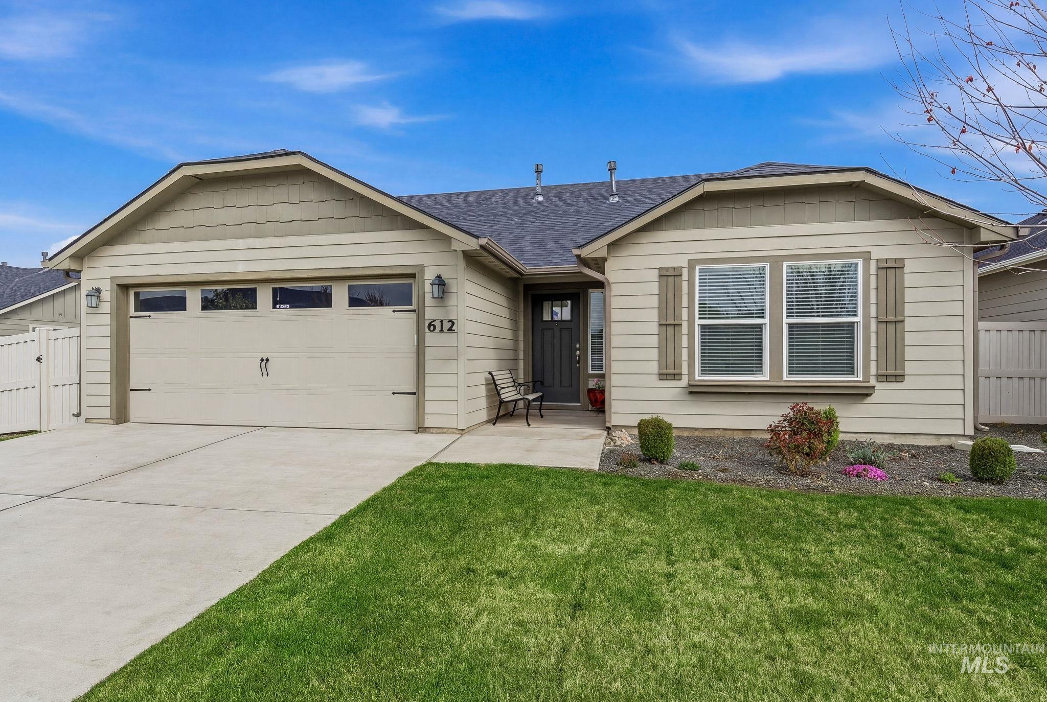 612 Diamond Lake Street Middleton, ID 83644 - Photo 2 of 36