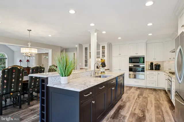 $1,250,000 | 437 Windrow Clusters Drive, Moorestown, NJ 08057