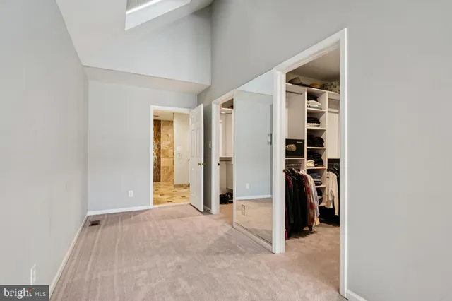 $1,250,000 | 437 Windrow Clusters Drive, Moorestown, NJ 08057