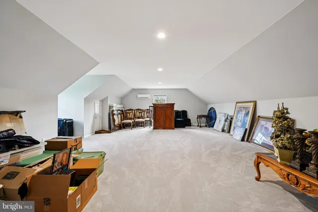 $1,250,000 | 437 Windrow Clusters Drive, Moorestown, NJ 08057