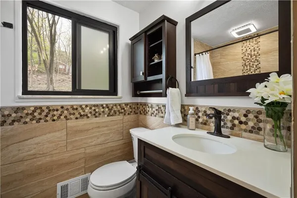 $219,900 | 314 Benson Cir Drive, Pittsburgh, PA 15227