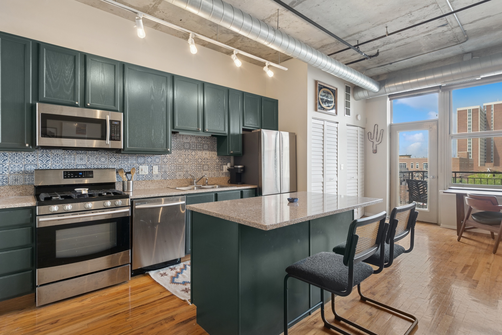 6 South Laflin Street, Unit 518 Chicago, IL 60607 - Photo 6 of 15