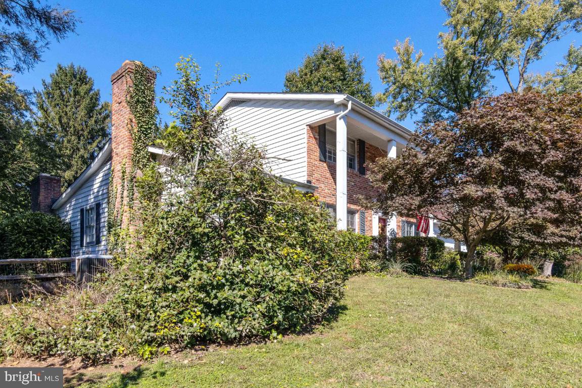 2406 Stanwick Road Phoenix, MD 21131 - Photo 4 of 40