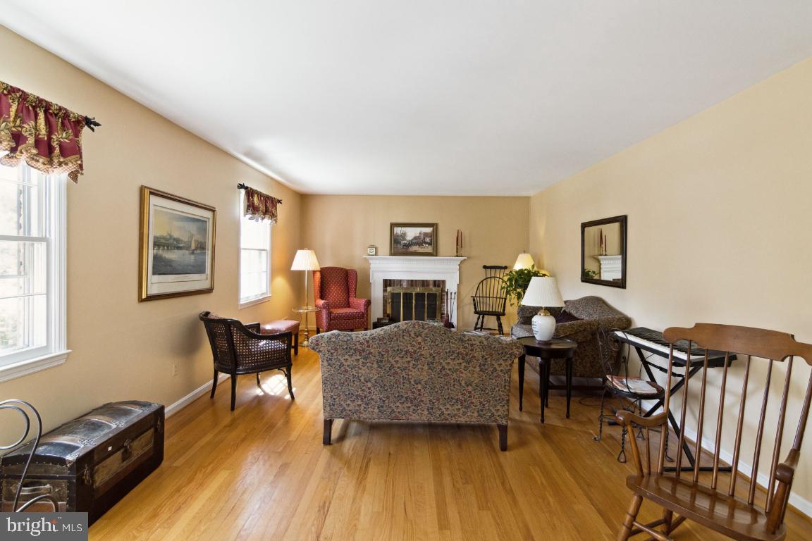 2406 Stanwick Road Phoenix, MD 21131 - Photo 5 of 40