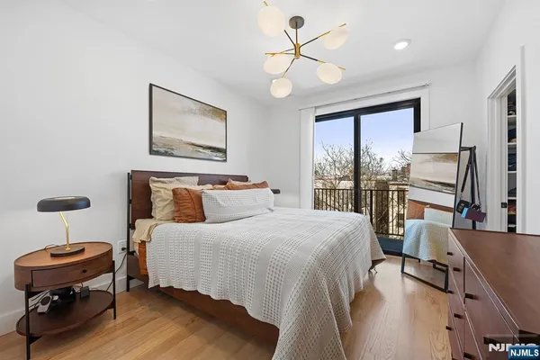 $1,075,000 | 34 Manhattan Avenue, Unit 2, Jersey City, NJ 07307