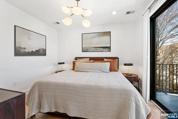 $1,075,000 | 34 Manhattan Avenue, Unit 2, Jersey City, NJ 07307