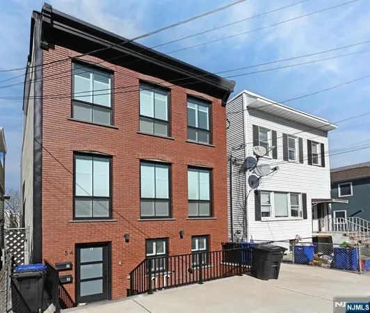 $1,075,000 | 34 Manhattan Avenue, Unit 2, Jersey City, NJ 07307