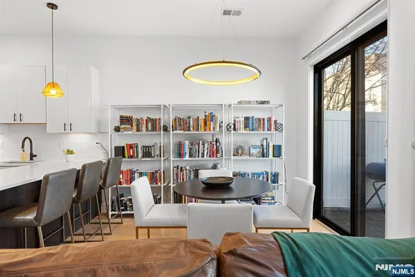 $1,075,000 | 34 Manhattan Avenue, Unit 2, Jersey City, NJ 07307