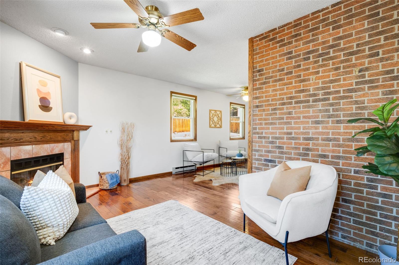 4641 South Perry Way Denver, CO 80236 - Photo 10 of 39