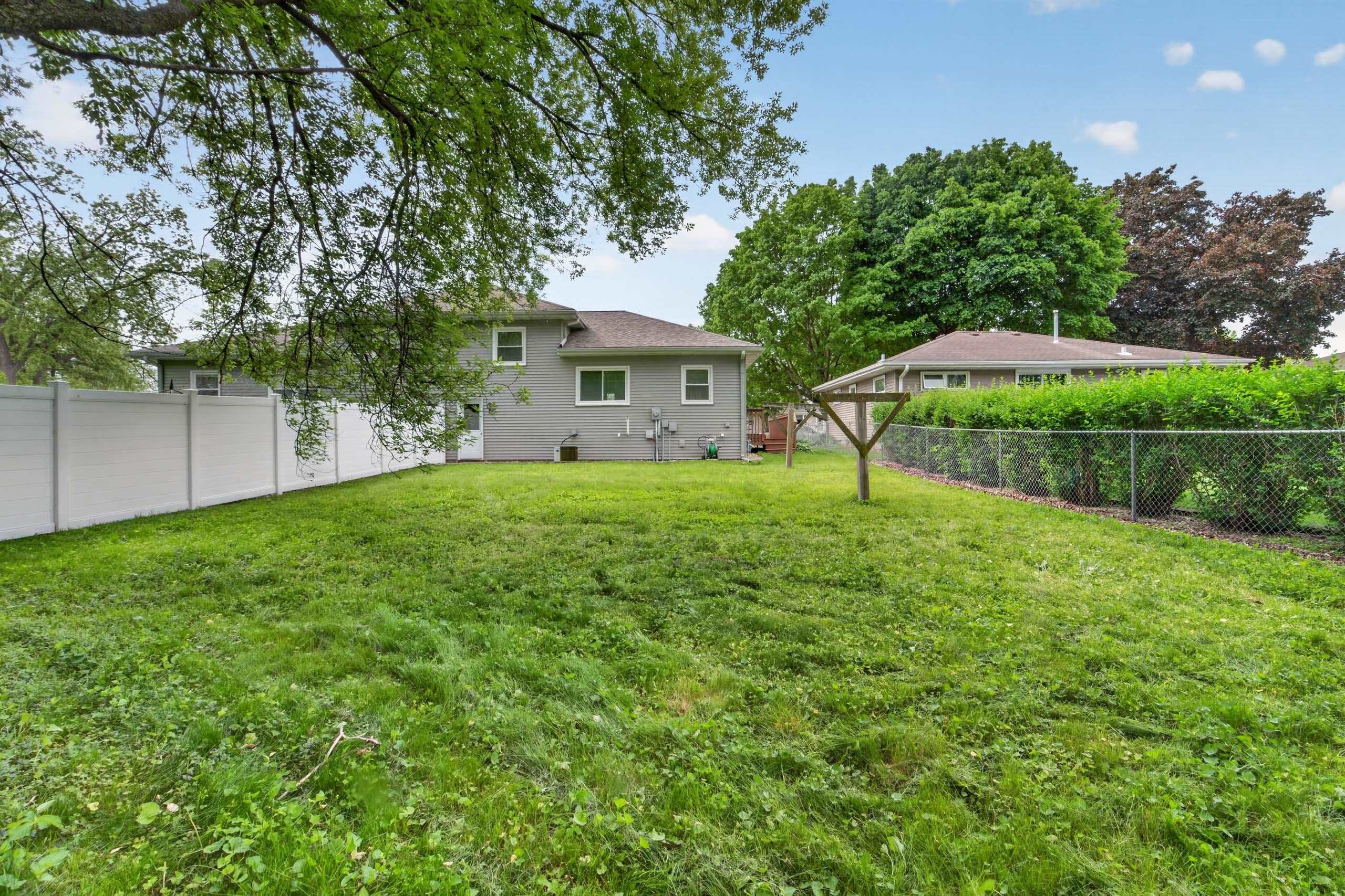 203 Fairview Court Waunakee, WI 53597 - Photo 20 of 22