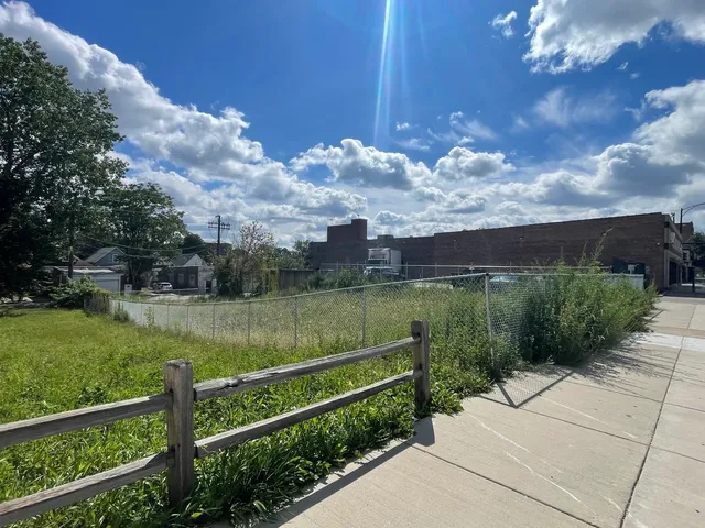 $125,000 | 11241 South Michigan Avenue, Chicago, IL 60628