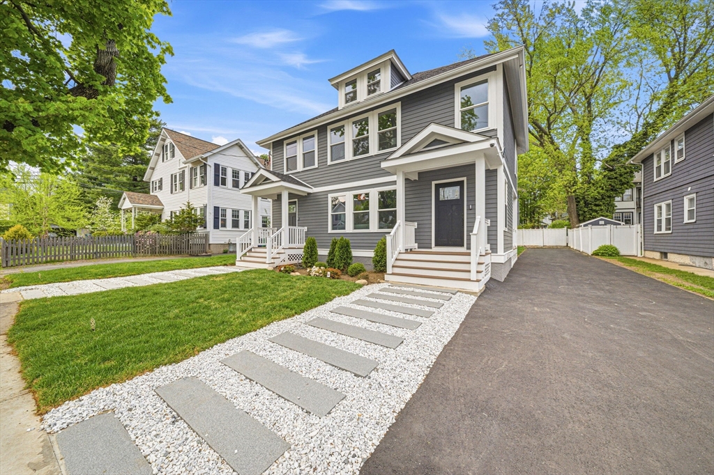 54 Rangeley Road, Unit 54 Newton, MA 02465 - Photo 3 of 41