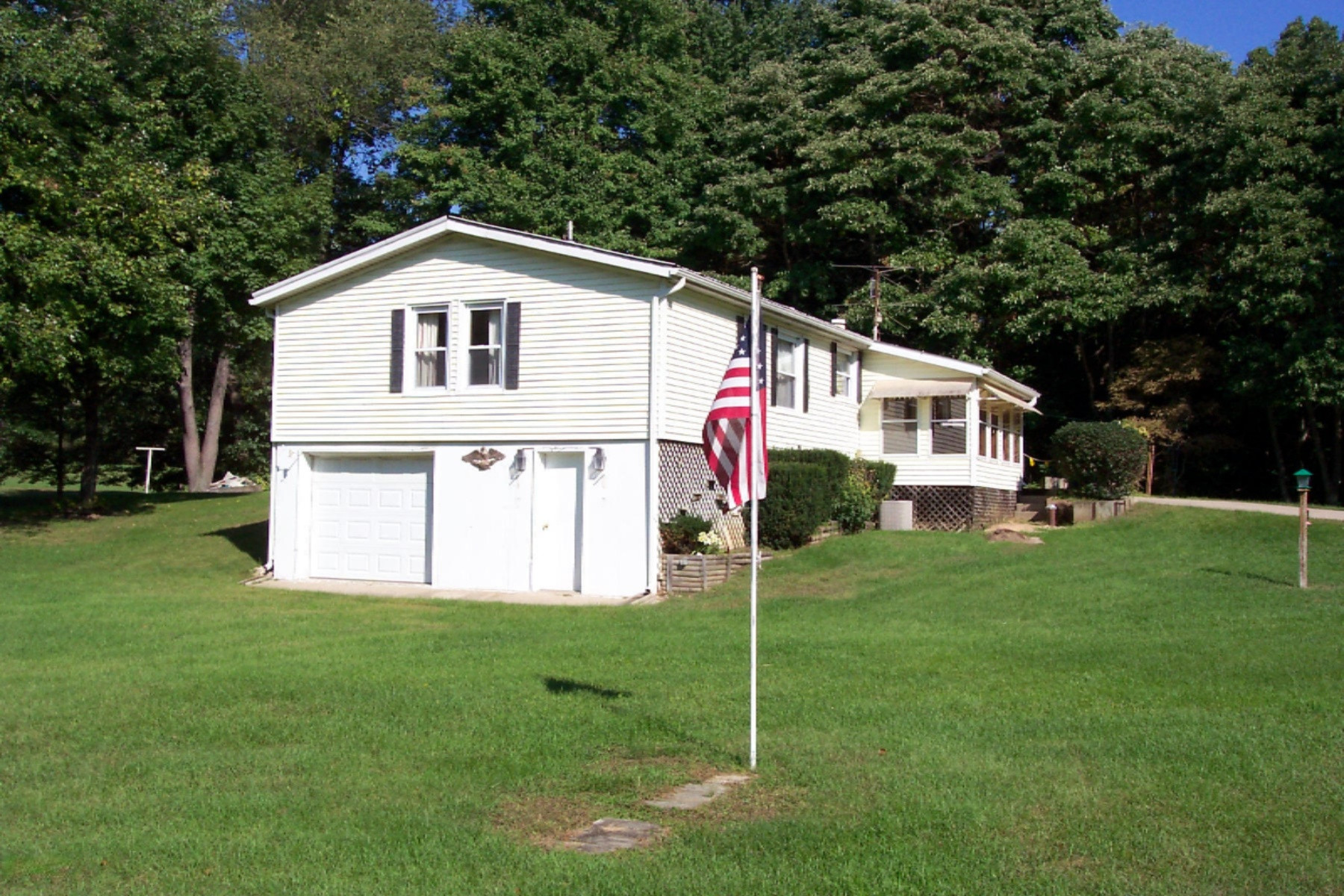 65082 Balk Road Sturgis, MI 49091 - Photo 2 of 6 100_5289