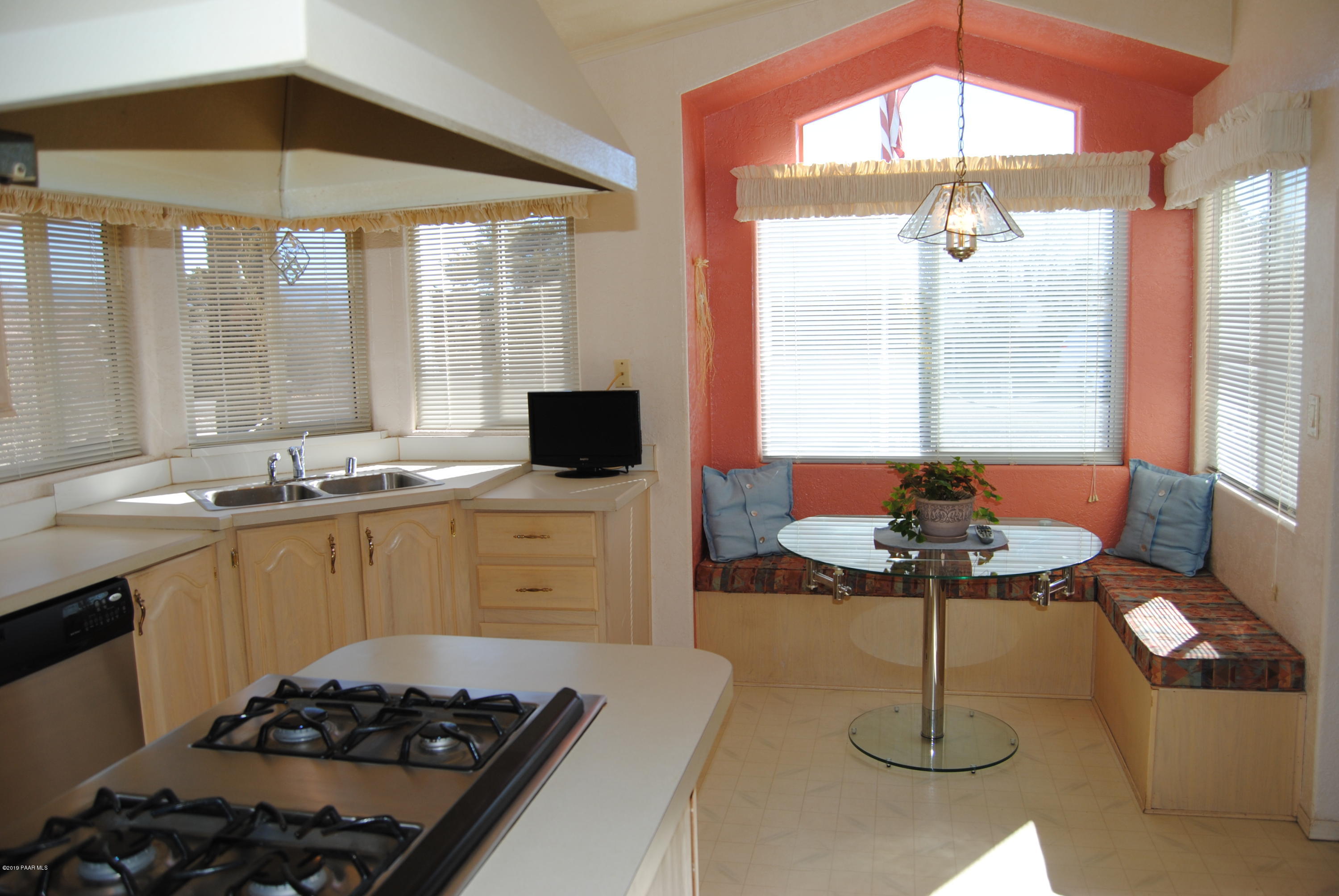 10378 Brahma Road Dewey, AZ 86327 - Photo 19 of 52 019_Kitchen-DiningArea