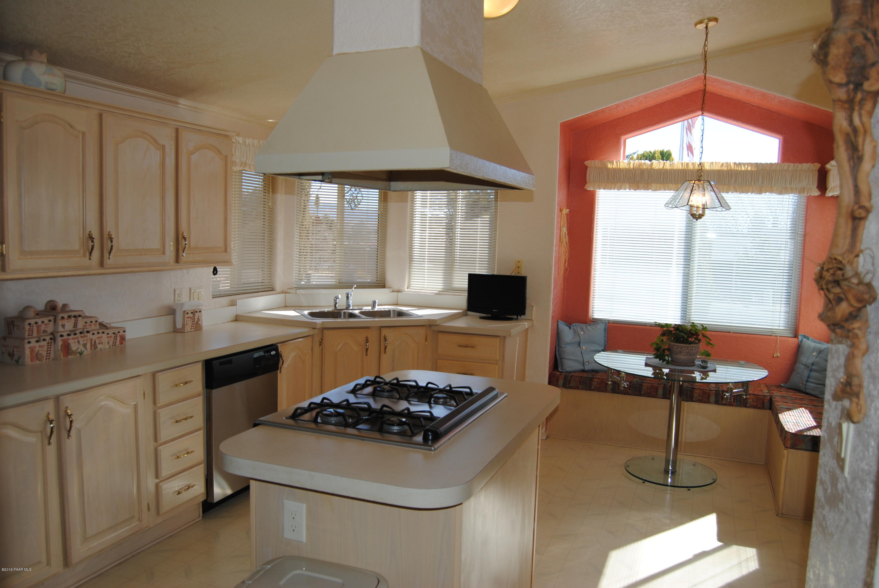 10378 Brahma Road Dewey, AZ 86327 - Photo 24 of 52 024_Kitchen With Island