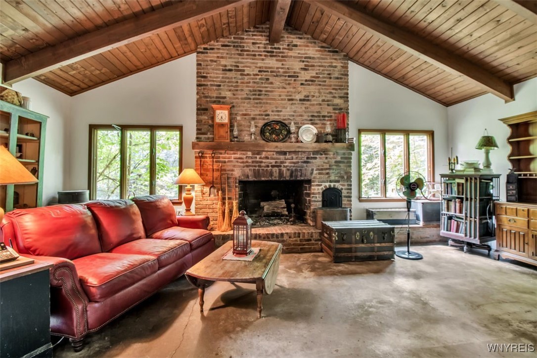 8905 County Road Clarence, NY 14032 - Photo 9 of 26