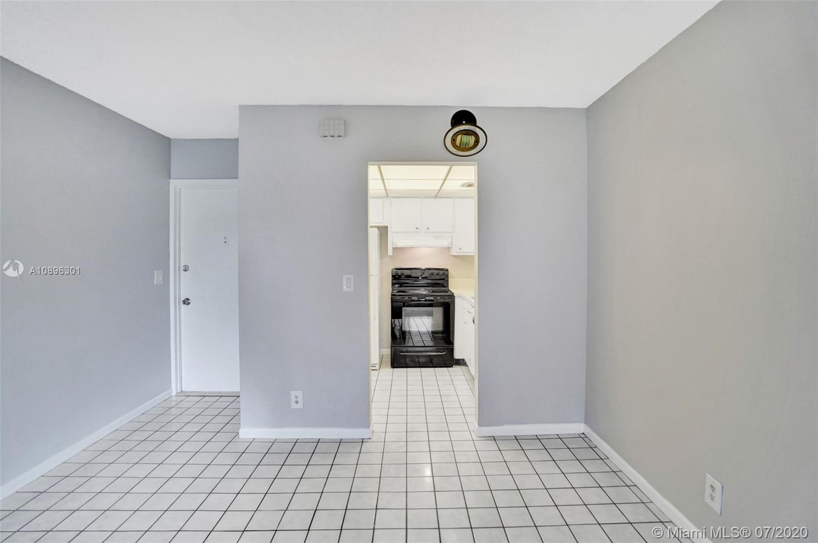 614 Northwest 13th Street, Unit 110 Boca Raton, FL 33486 - Photo 9 of 24 Gallery Image 9