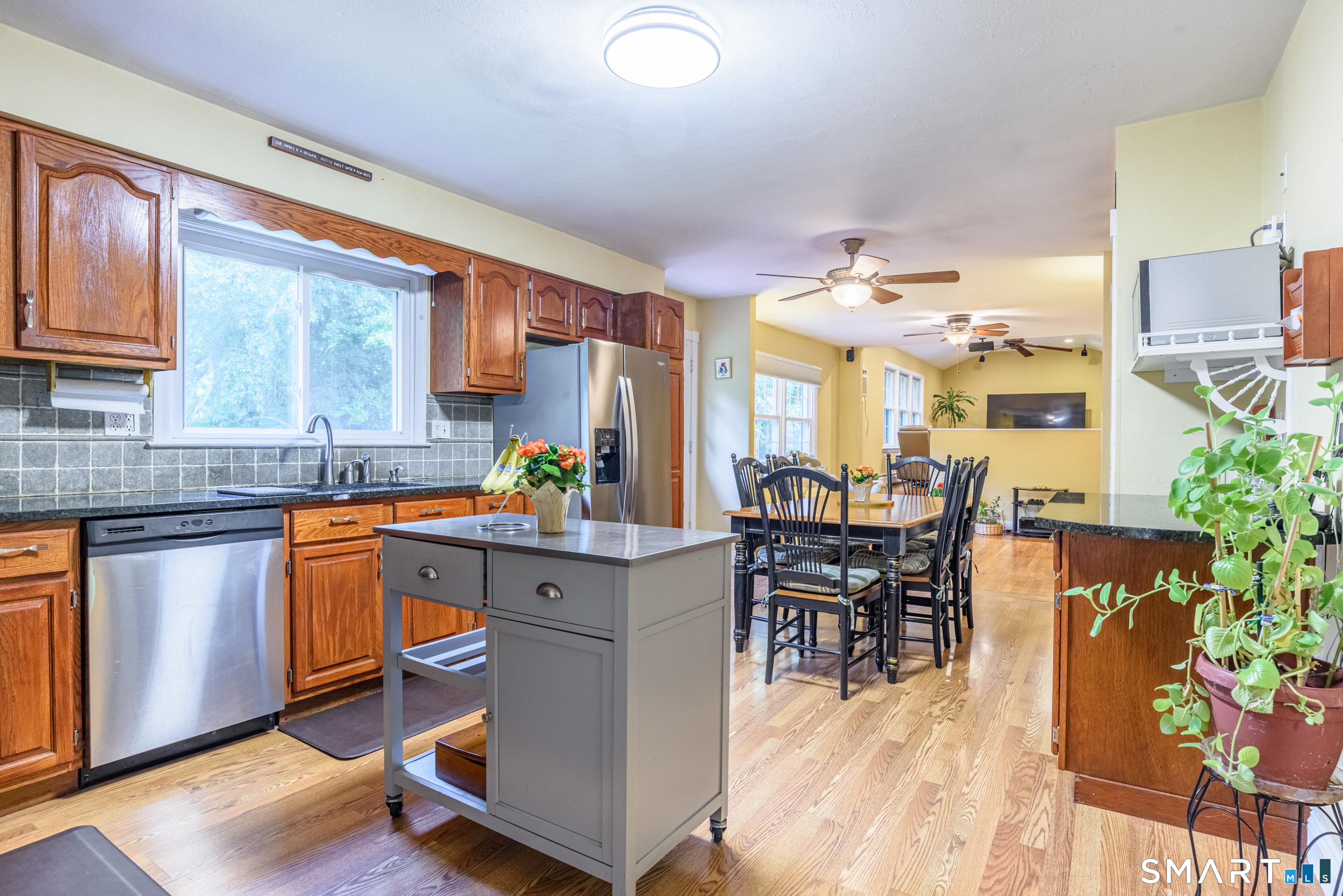 20 Pine Mountain Road Ridgefield, CT 06877 - Photo 5 of 39