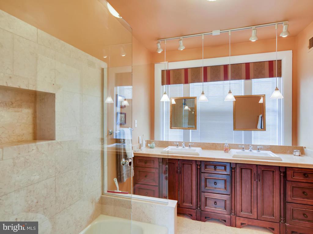 3813 Fenchurch Road Baltimore, MD 21218 - Photo 19 of 28 Gallery Image 19