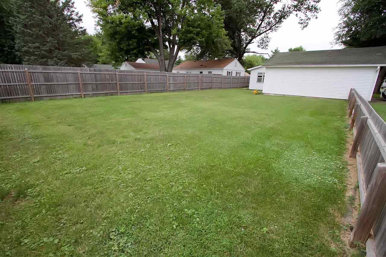 802 South Madison Street Macomb, IL 61455 - Photo 2 of 7 Gallery Image 2