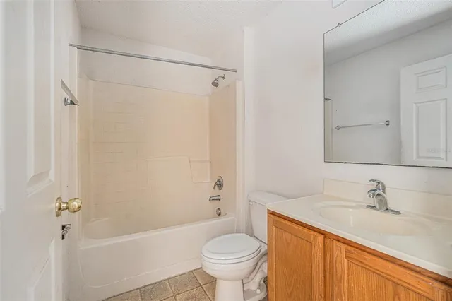 a view of a yard in front of a house