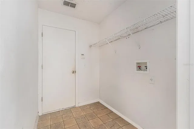 $269,950 | 18063 Parrot Road, Weeki Wachee, FL 34614