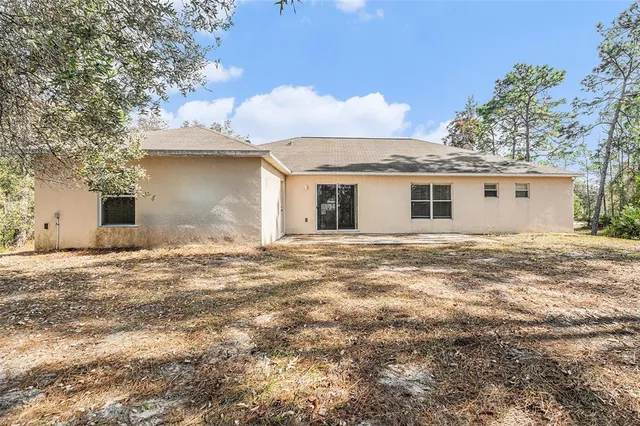 $269,950 | 18063 Parrot Road, Weeki Wachee, FL 34614