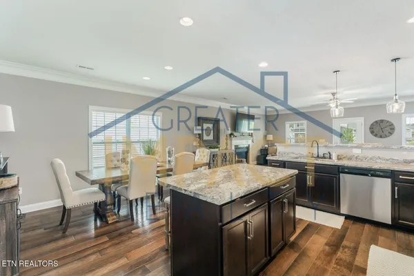 $2,500 | 129 Hackberry Street, Oak Ridge, TN 37830