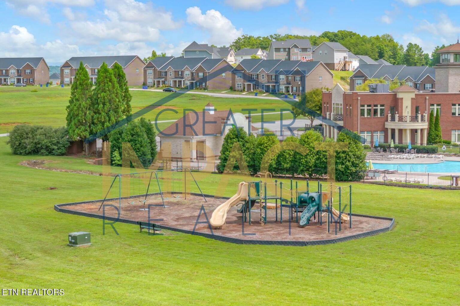 129 Hackberry Street Oak Ridge, TN 37830 - Photo 4 of 31 129hackberry4