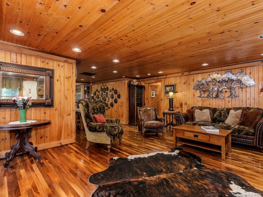 141 Willets Road Sylva, NC 28779 - Photo 12 of 48 Gallery Image 12