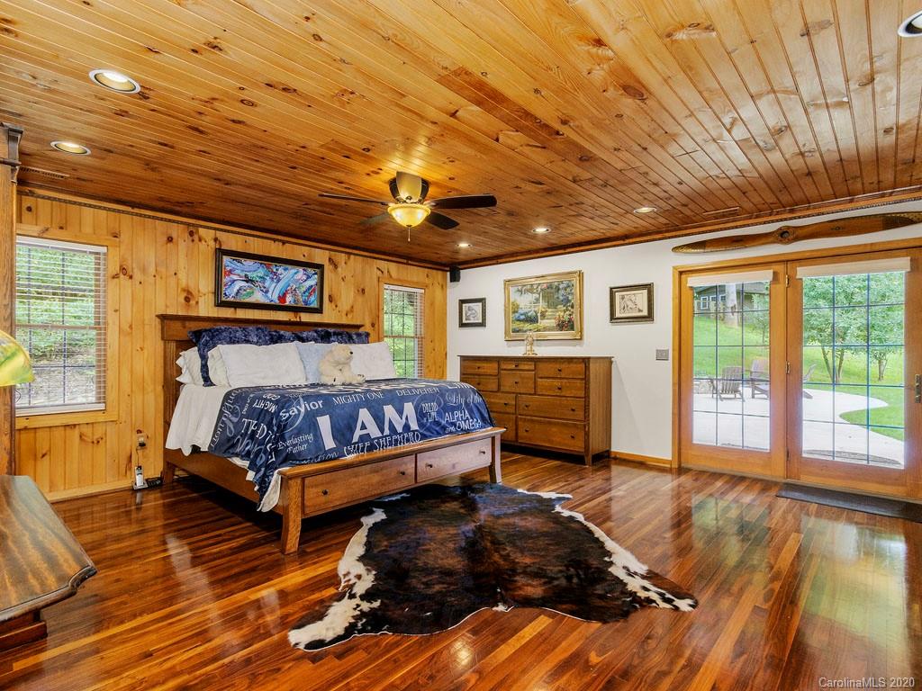 141 Willets Road Sylva, NC 28779 - Photo 13 of 48 Gallery Image 13