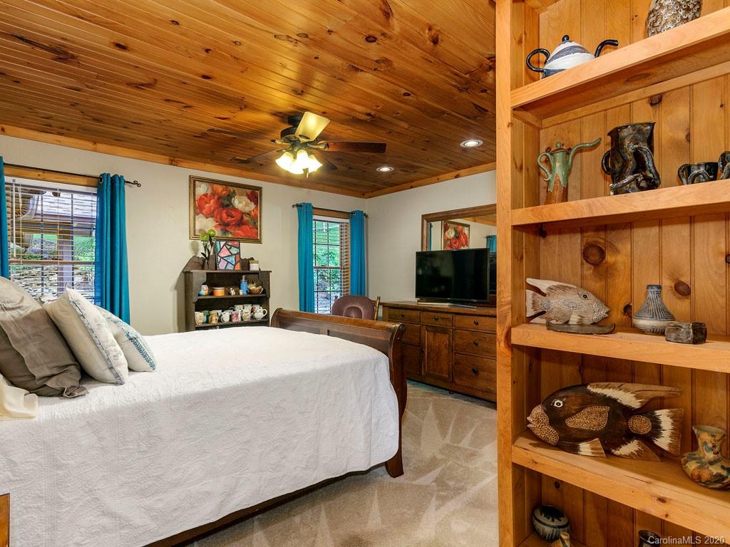 141 Willets Road Sylva, NC 28779 - Photo 20 of 48 Gallery Image 20