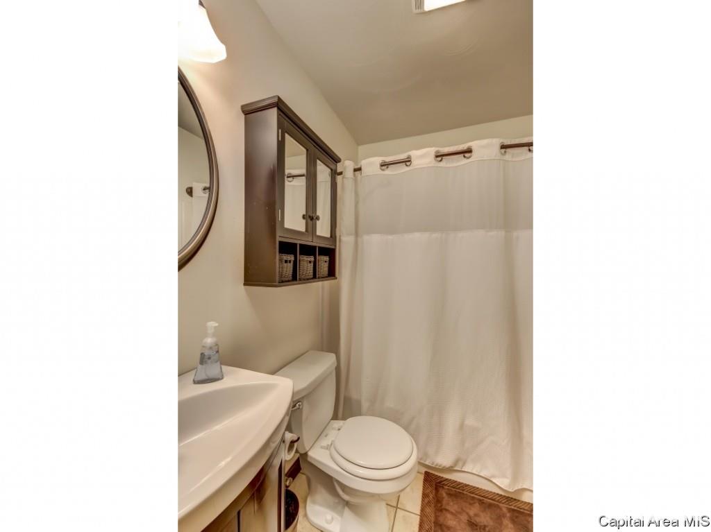 212 Tulip Drive Springfield, IL 62707 - Photo 21 of 36 Gallery Image 21