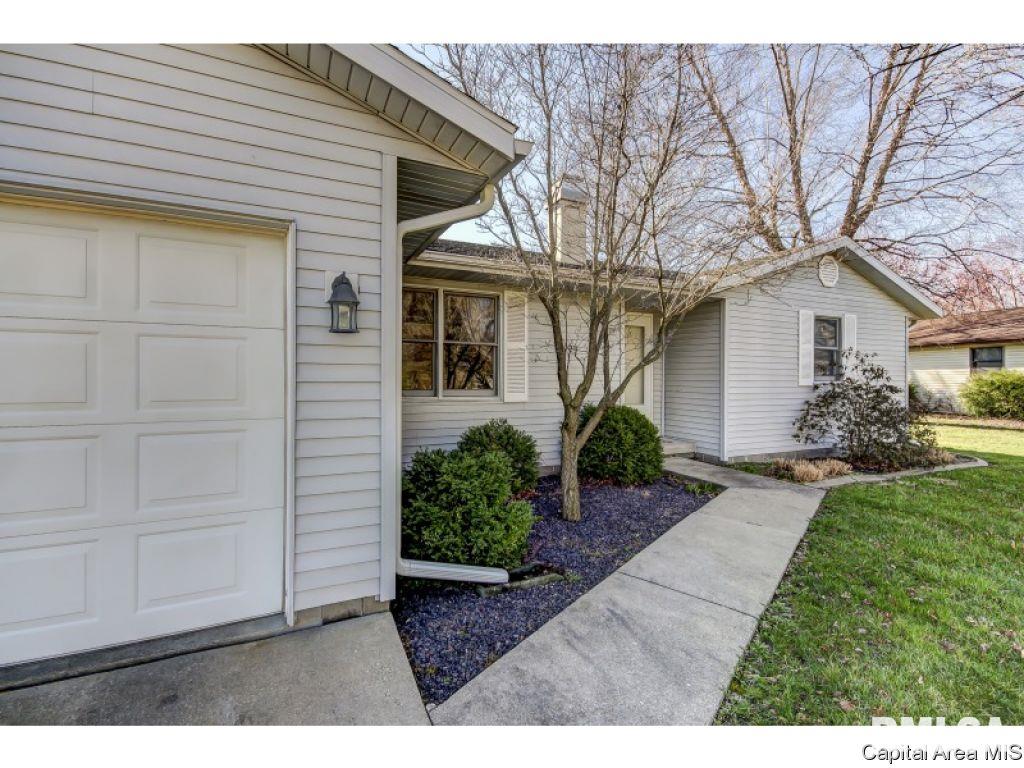 212 Tulip Drive Springfield, IL 62707 - Photo 26 of 36 Gallery Image 26