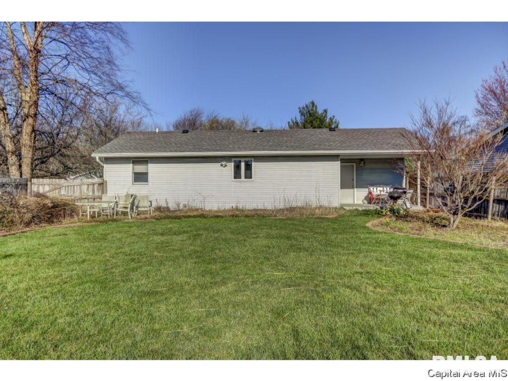 212 Tulip Drive Springfield, IL 62707 - Photo 28 of 36 Gallery Image 28