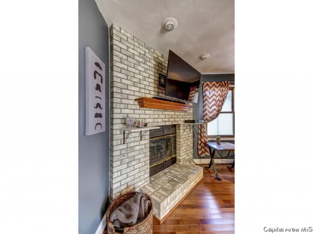 212 Tulip Drive Springfield, IL 62707 - Photo 6 of 36 Gallery Image 6