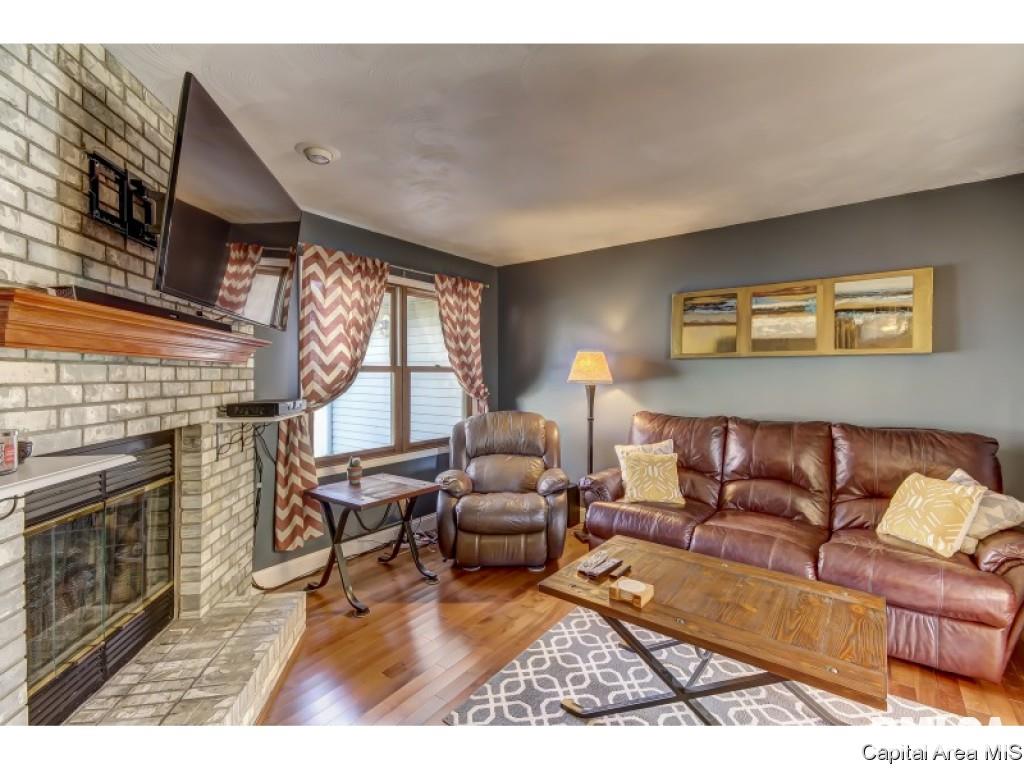 212 Tulip Drive Springfield, IL 62707 - Photo 7 of 36 Gallery Image 7