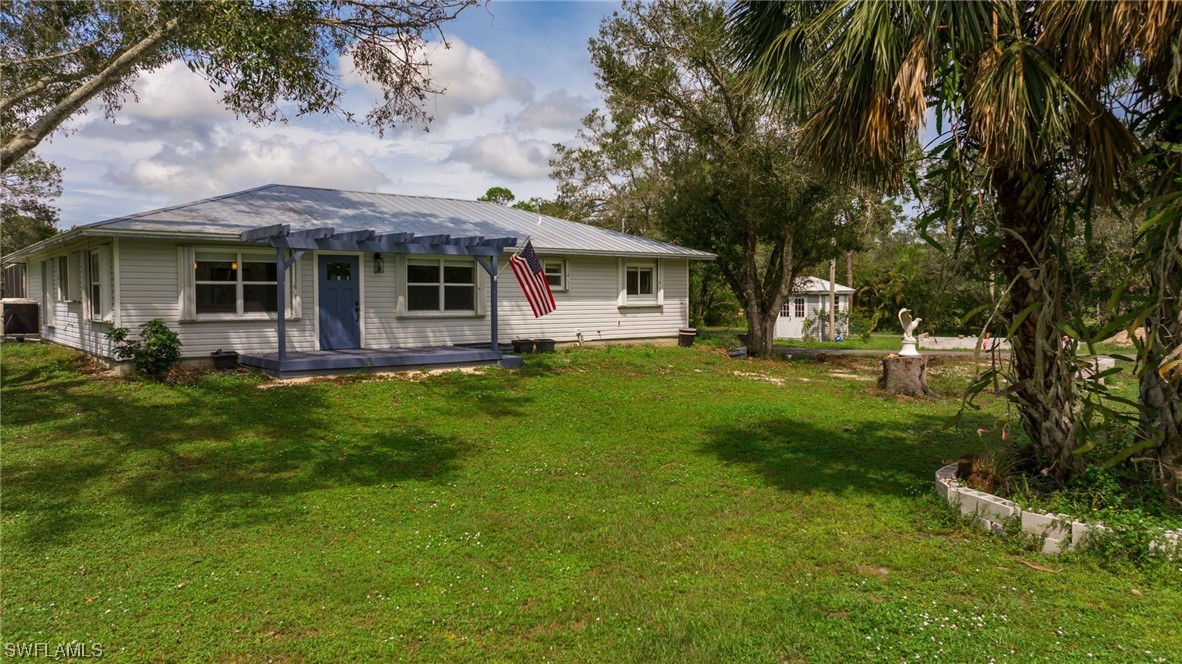 19401 Meredith Road North Fort Myers, FL 33917 - Photo 1 of 50 Gallery Image 1