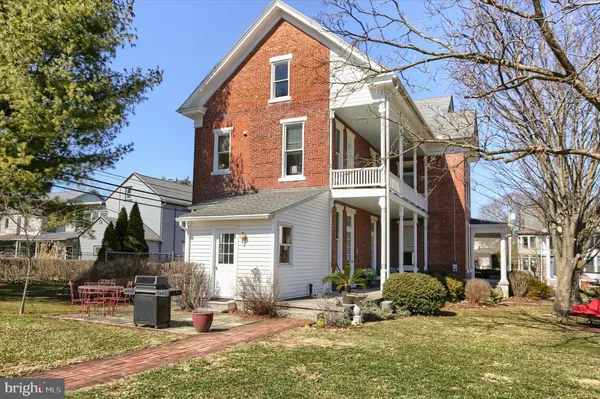 $599,000 | 330 East Main Street, Annville, PA 17003