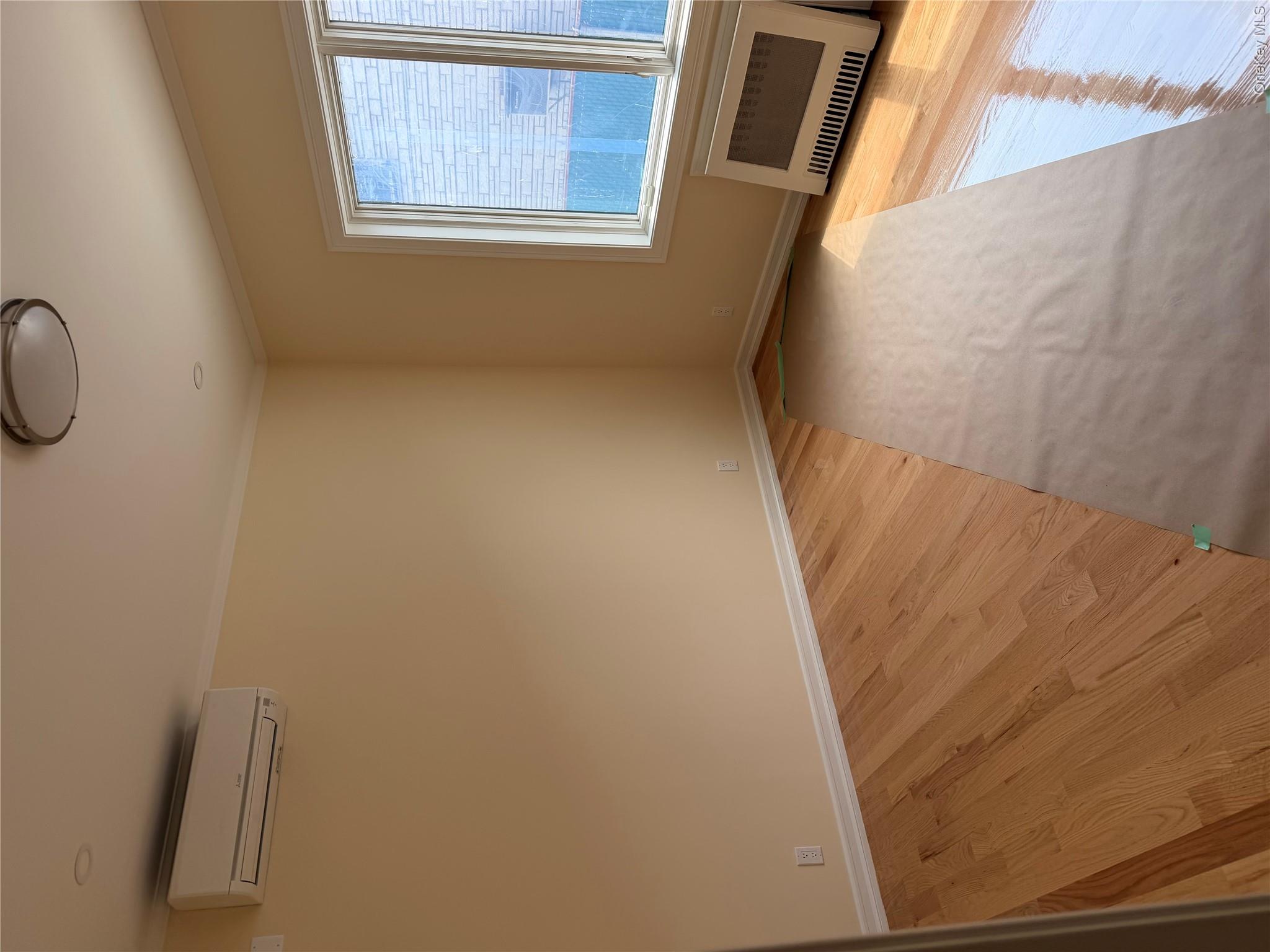 164-16 75th Road, Unit 1 Queens, NY 11366 - Photo 6 of 10