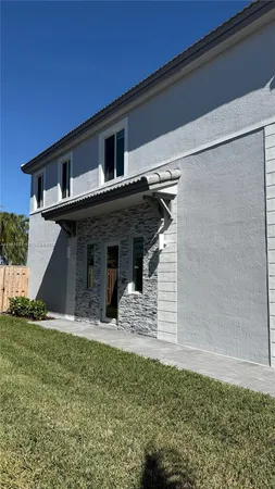 $3,350 | 679 Southeast 13th St Circle, Unit 679, Homestead, FL 33034