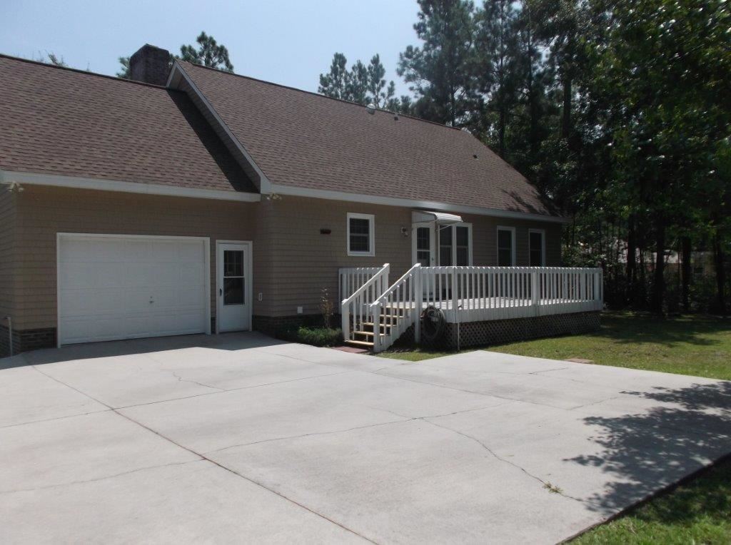 154 Robin Drive Georgetown, SC 29440 - Photo 3 of 16 Gallery Image 3
