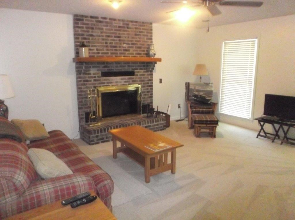154 Robin Drive Georgetown, SC 29440 - Photo 10 of 16 Gallery Image 10