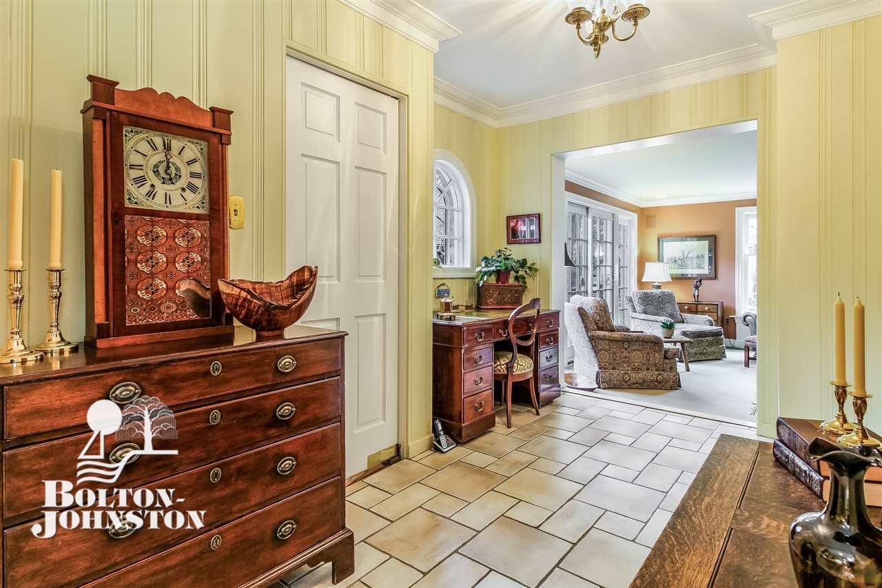 103 Moran Road Grosse Pointe, MI 48236 - Photo 16 of 50 31345349-15.JPG