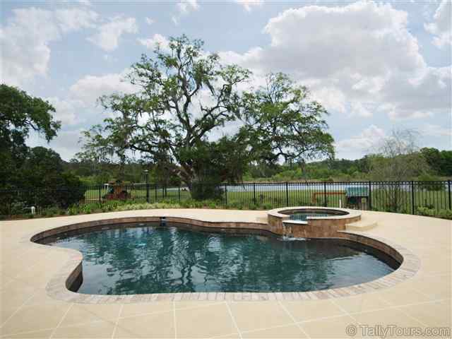 8116 Lanternlight Road Tallahassee, FL 32312 - Photo 4 of 25 Gallery Image 4