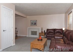 2409 Grom Drive Springfield, IL 62707 - Photo 3 of 16